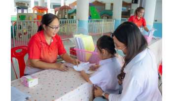 ผู้ปกครองพบครูประจำชั้น-โรงเรียนดรุณากาญจนบุรี