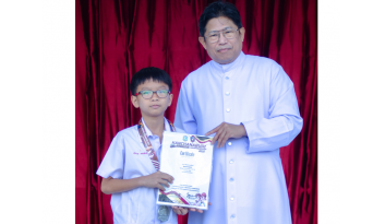 ขอแสดงความยินดีกับนักเรียนที่ได้รับรางวัลแข่งขันเทควันโดกาญจนบุรี