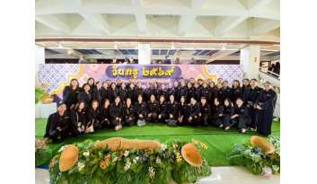 คณะผู้บริหาร-คณะครูโรงเรียนดรุณากาญจนบุรี-ร่วมงานวันครูครั้งที่-70 คณะผู้บริหาร-คณะครูโรงเรียนดรุณากาญจนบุรี-ร่วมงานวันครูครั้งที่-70