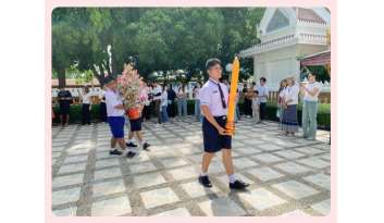 กิจกรรมตักบาตรและแห่เทียนจำนำพรรษา-โรงเรียนดรุณากาญจนบุรี